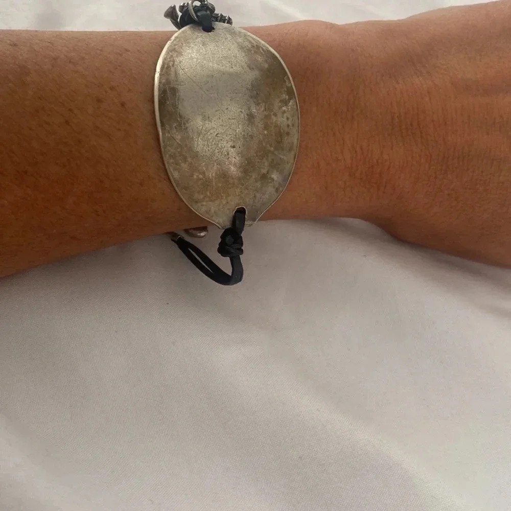 Brush silver bracelet with anchor - Picture 2 of 5